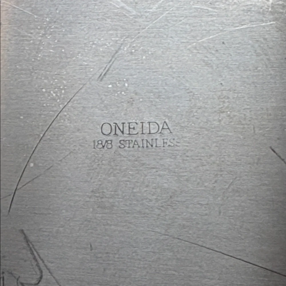 Oneida vintage apples